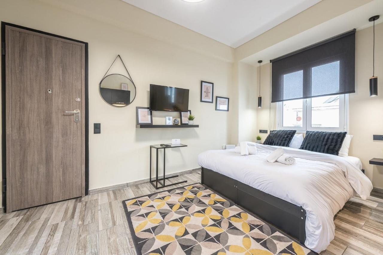 Апартаменты Petralona Stylish Penthouse Афины Экстерьер фото