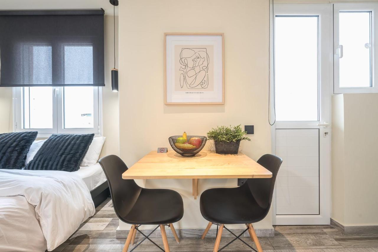Апартаменты Petralona Stylish Penthouse Афины Экстерьер фото